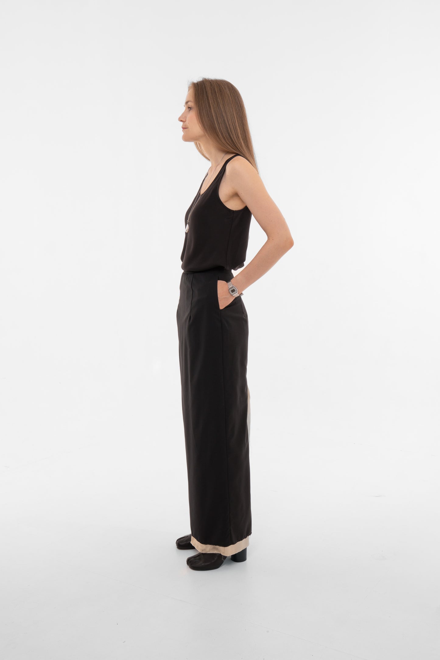 Black Maxi Pencil Skirt With Raw Hem