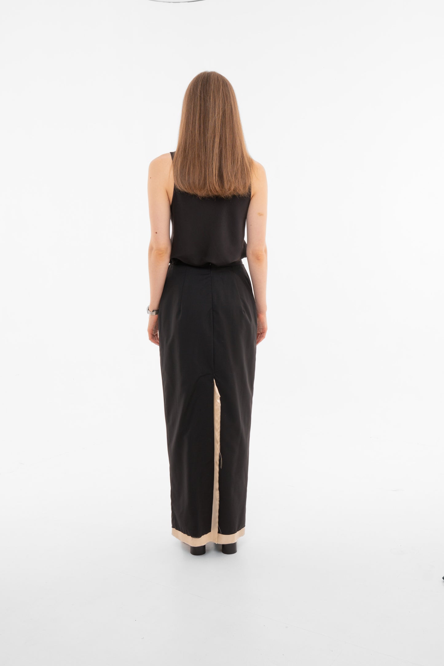 Black Maxi Pencil Skirt With Raw Hem