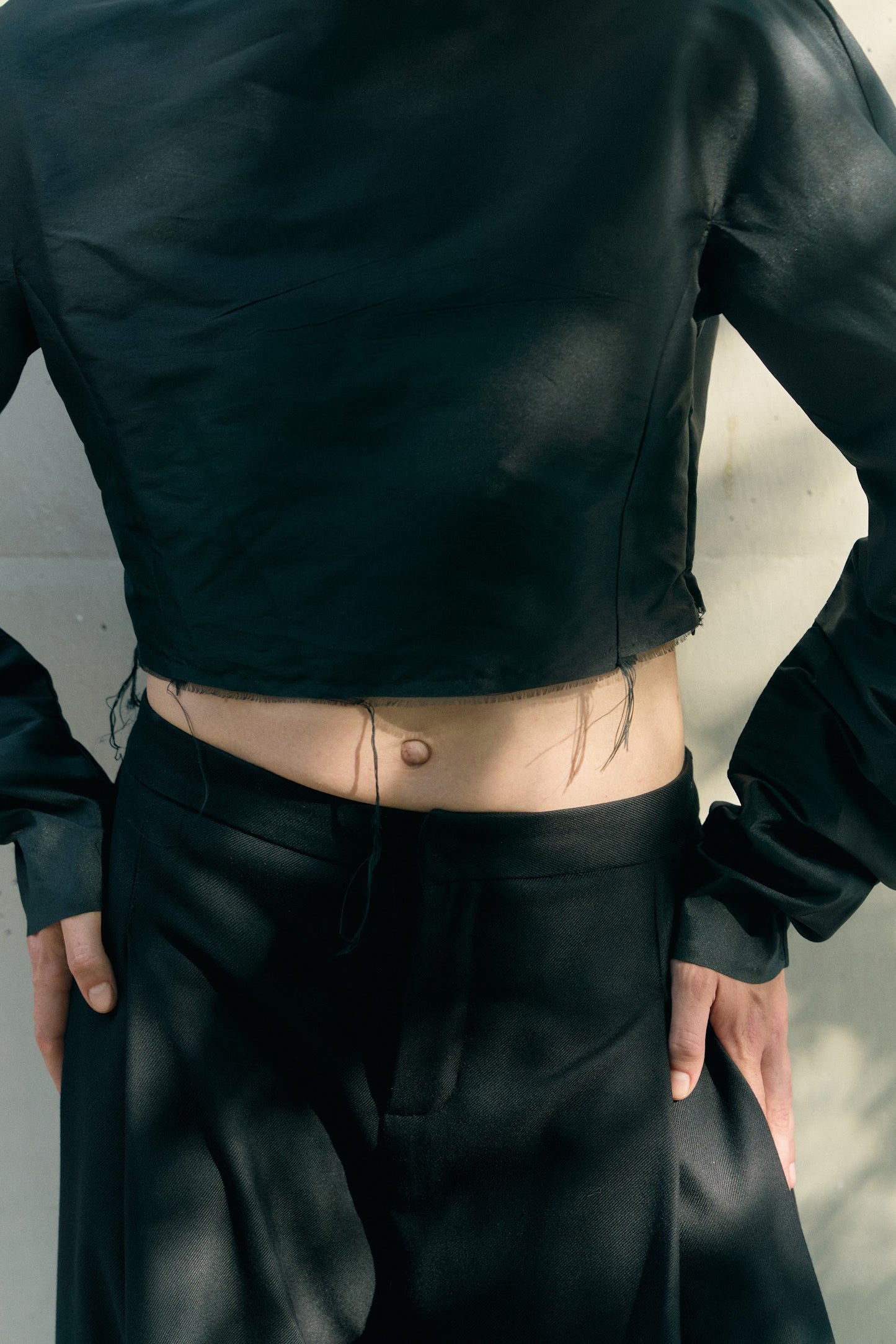 Black Silk Taffeta Cropped Top with Voluminous Sleeves